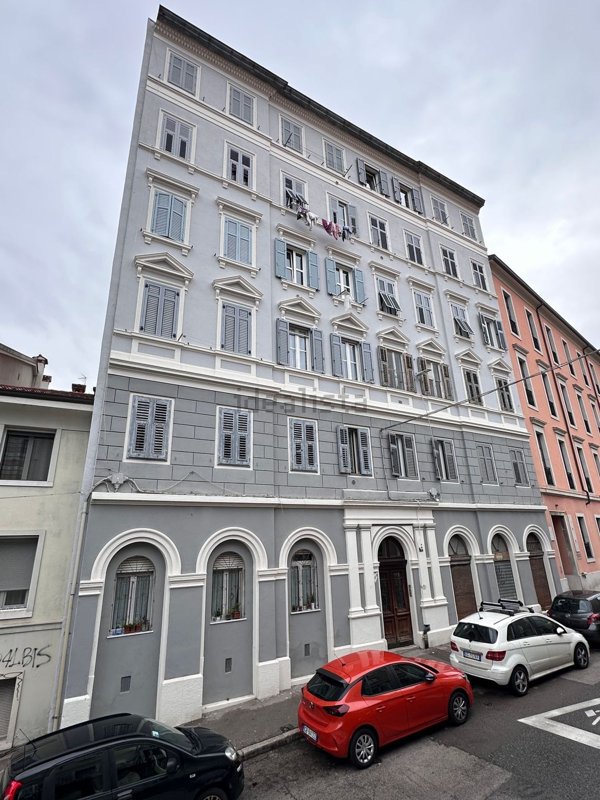 appartamento in vendita a Trieste in zona San Giacomo