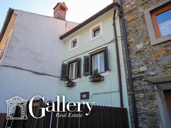 casa indipendente in vendita a Trieste in zona Gretta