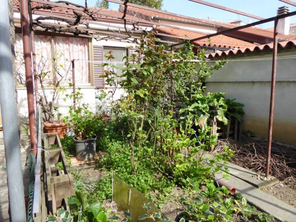 casa indipendente in vendita a Trieste in zona Valmaura