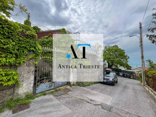casa indipendente in vendita a Trieste in zona Barcola