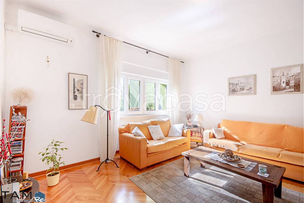 appartamento in vendita a Trieste in zona Cologna