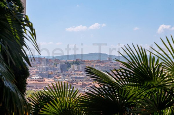 appartamento in vendita a Trieste in zona Scorcola