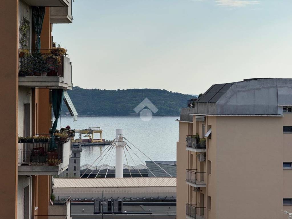 appartamento in vendita a Trieste in zona San Vito