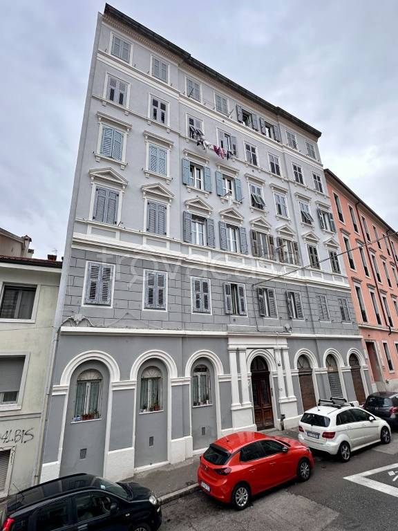 appartamento in vendita a Trieste in zona San Giacomo