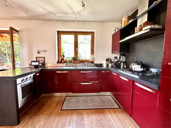 casa indipendente in vendita a Trieste