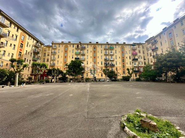 appartamento in vendita a Trieste in zona San Giacomo
