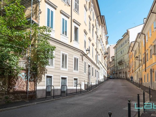 appartamento in vendita a Trieste