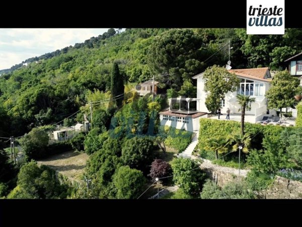 casa indipendente in vendita a Trieste in zona Santa Croce