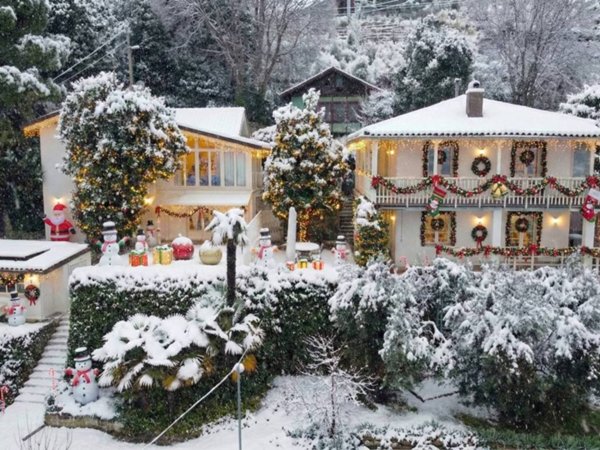 casa indipendente in vendita a Trieste in zona Grignano