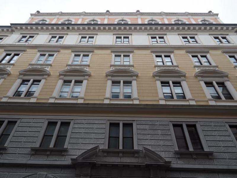 appartamento in vendita a Trieste in zona Borgo Teresiano