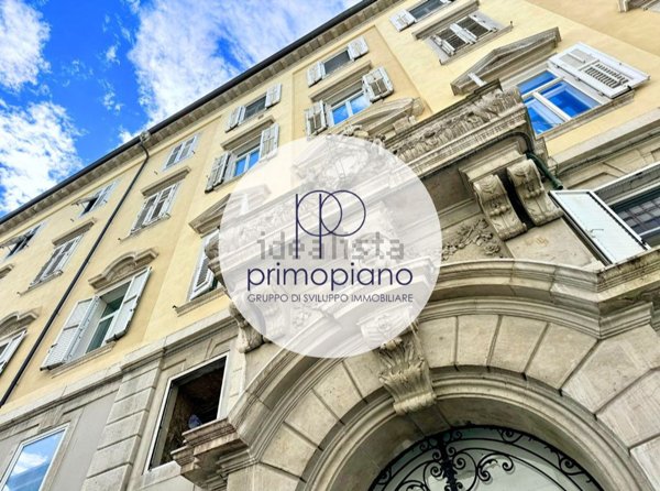 appartamento in vendita a Trieste in zona Città Nuova