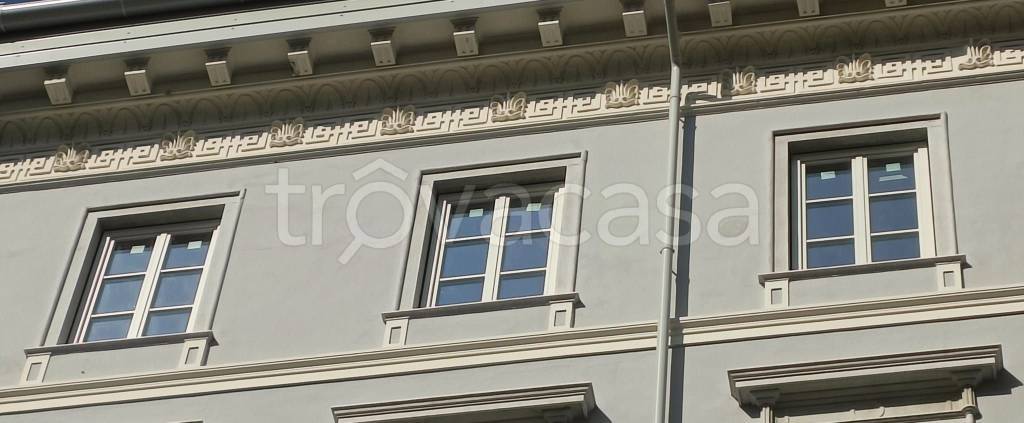 appartamento in vendita a Trieste in zona Borgo Teresiano