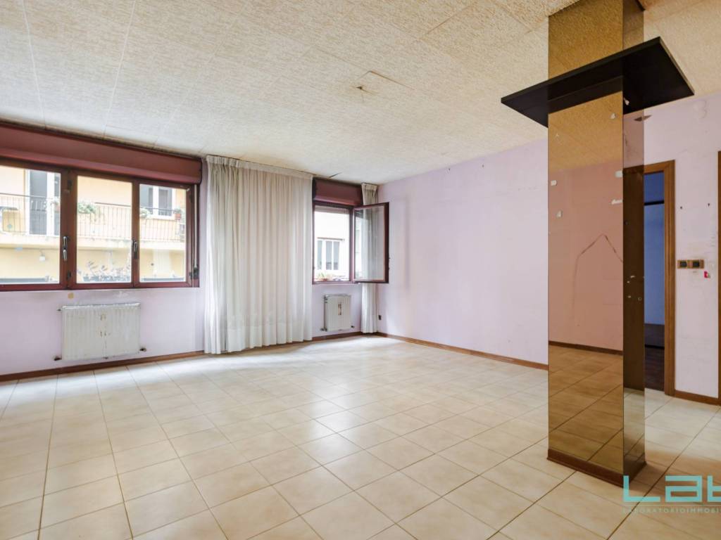 appartamento in vendita a Trieste in zona San Giacomo