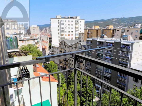 appartamento in vendita a Trieste in zona San Giacomo