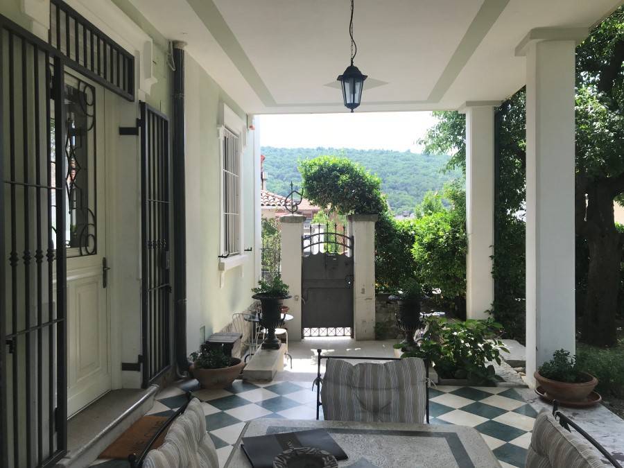 casa indipendente in vendita a Trieste in zona Scorcola