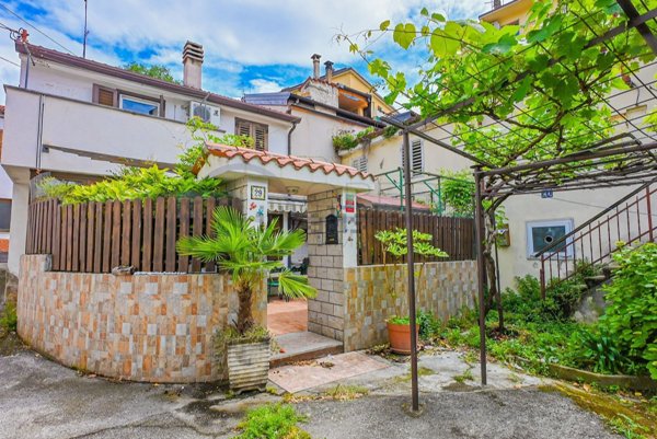 appartamento in vendita a Trieste in zona San Vito