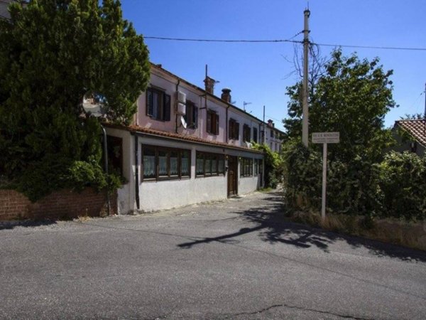 casa indipendente in vendita a Trieste in zona Cattinara