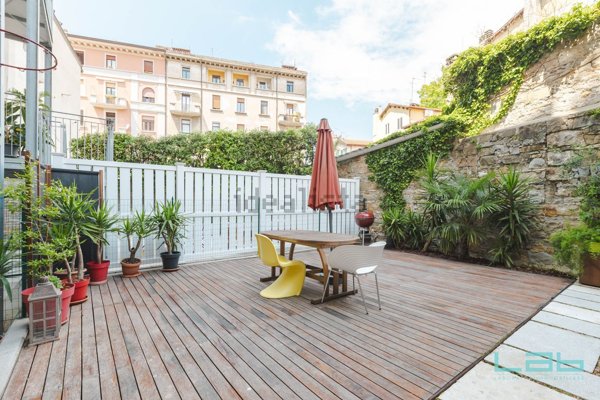 appartamento in vendita a Trieste in zona Città Vecchia