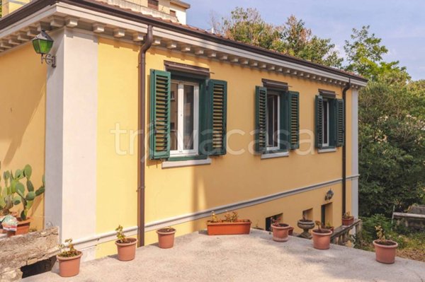 casa indipendente in vendita a Trieste in zona Cologna