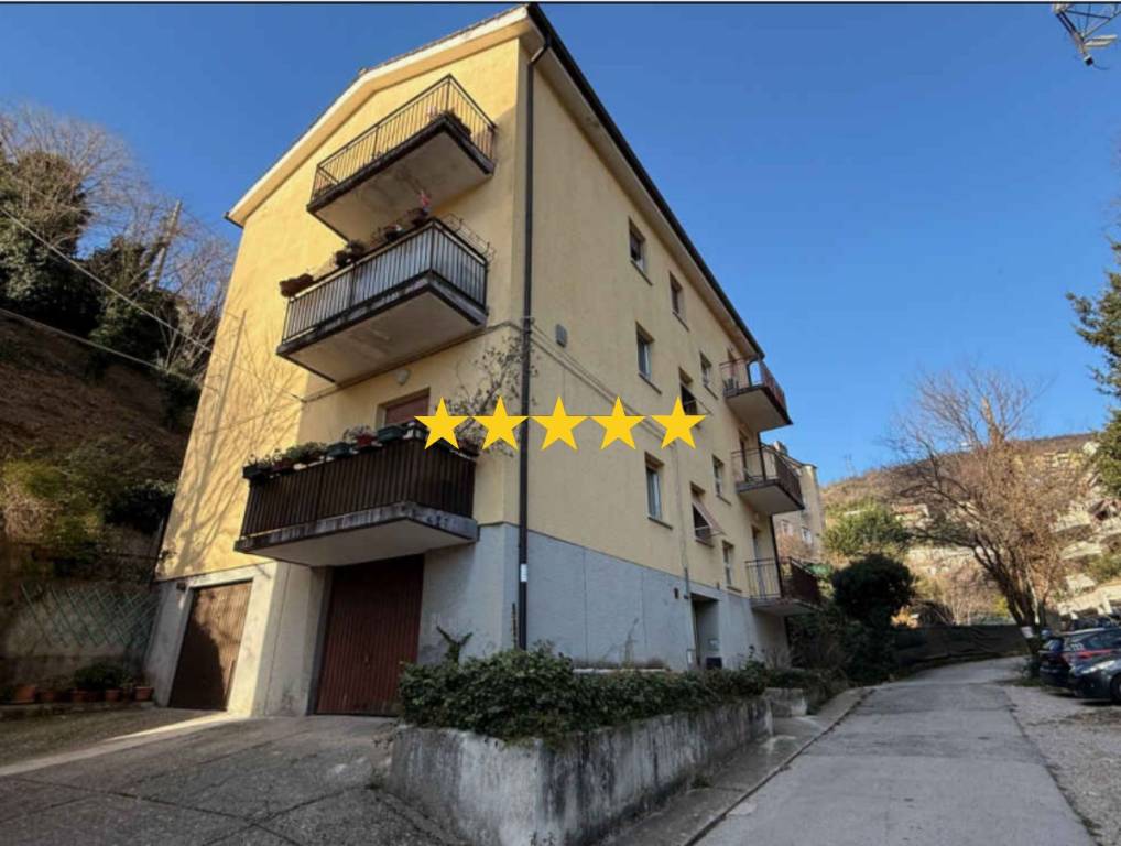 appartamento in vendita a Trieste in zona Gretta