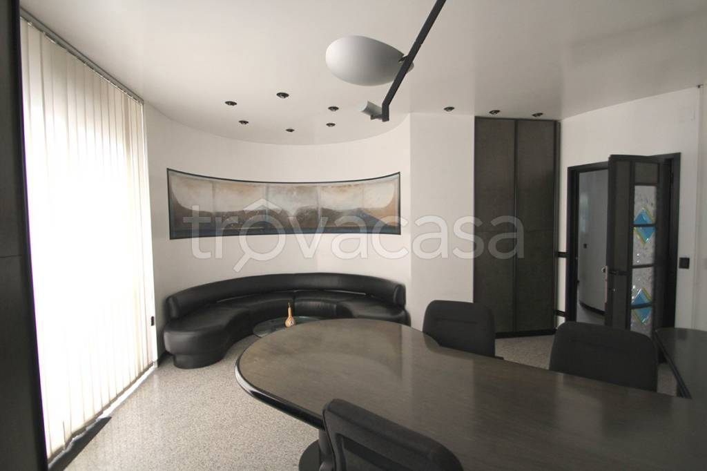 ufficio in vendita a Trieste