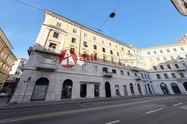 appartamento in vendita a Trieste in zona Città Vecchia
