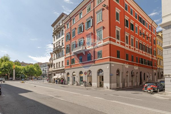 appartamento in vendita a Trieste in zona San Giacomo