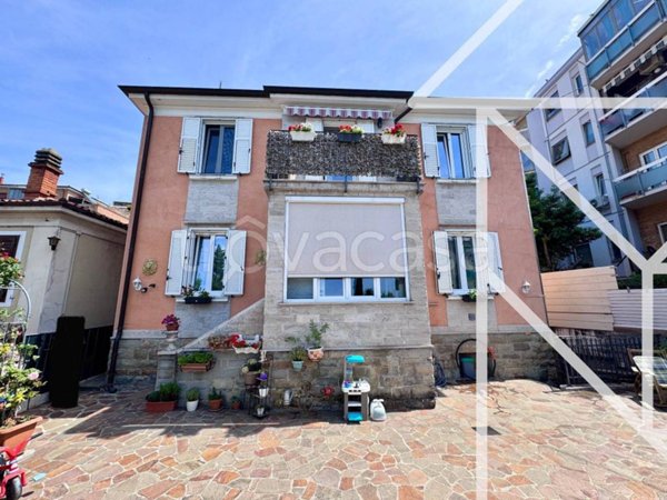 casa indipendente in vendita a Trieste in zona Chiarbola