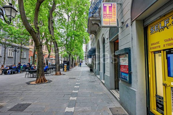 negozio in vendita a Trieste in zona Borgo Teresiano