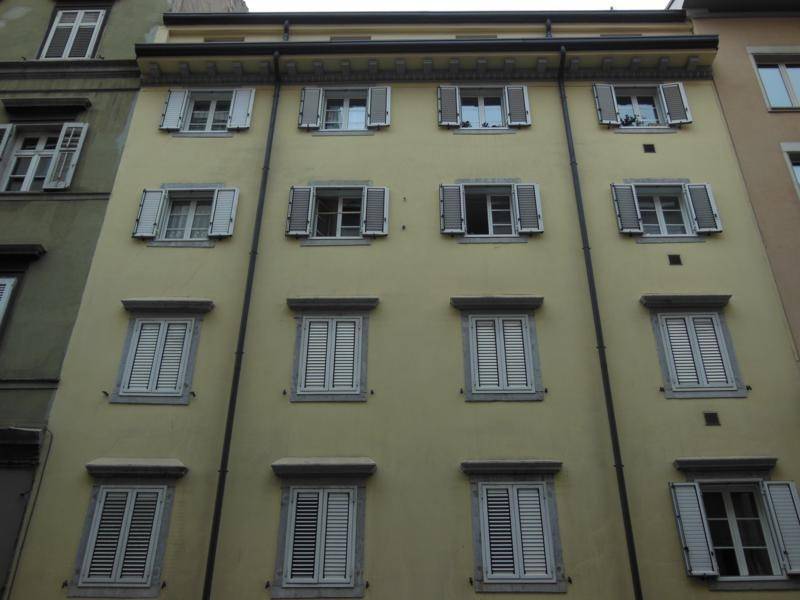 appartamento in vendita a Trieste in zona Borgo Teresiano
