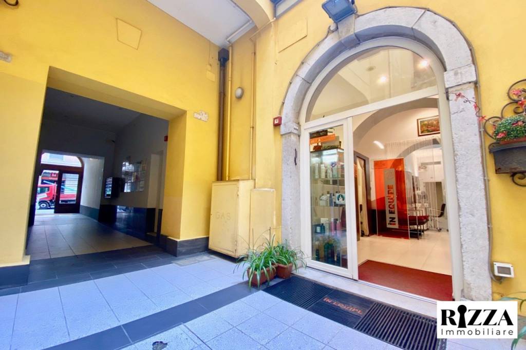 appartamento in vendita a Trieste in zona Borgo Teresiano