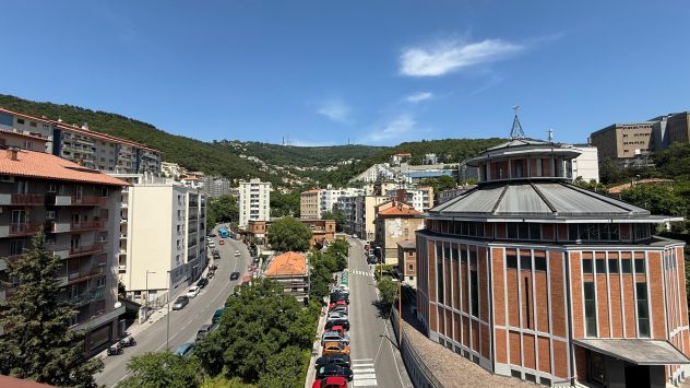 appartamento in vendita a Trieste in zona Cologna