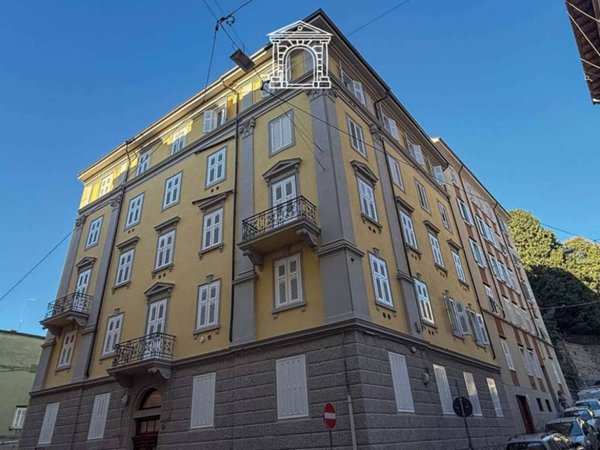 appartamento in vendita a Trieste in zona Roiano