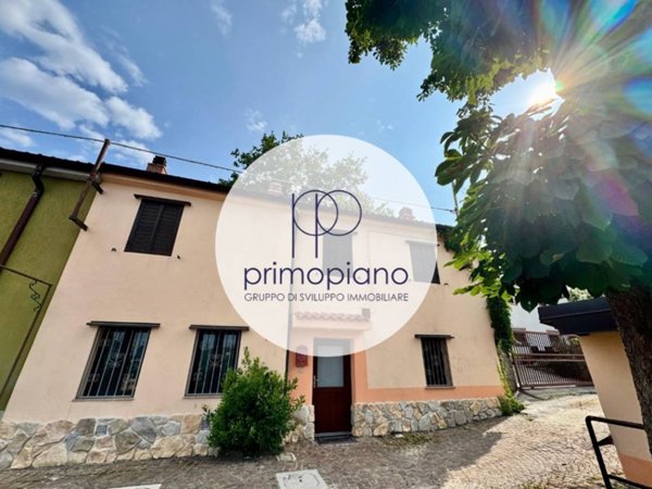 casa indipendente in vendita a Trieste in zona Rozzol