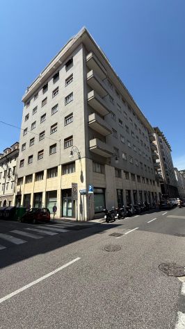 appartamento in vendita a Trieste in zona Borgo Teresiano