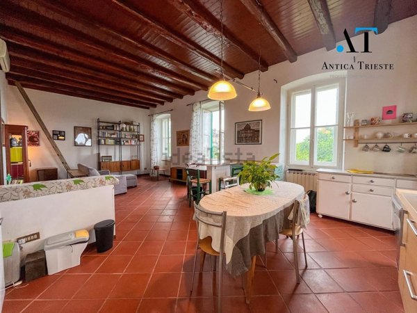 appartamento in vendita a Trieste in zona Roiano