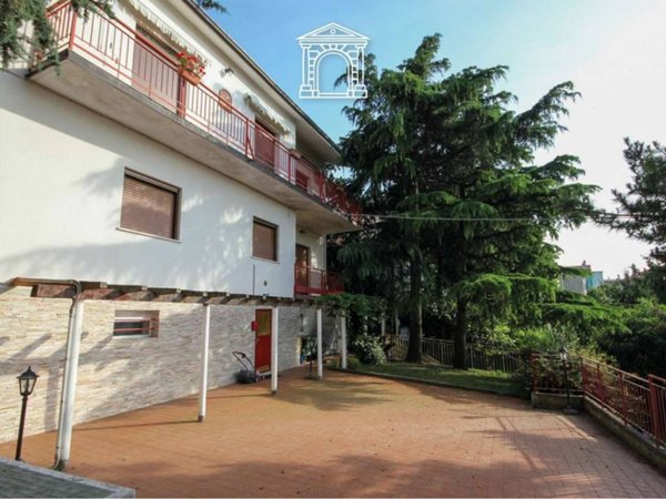 casa indipendente in vendita a Trieste in zona Roiano