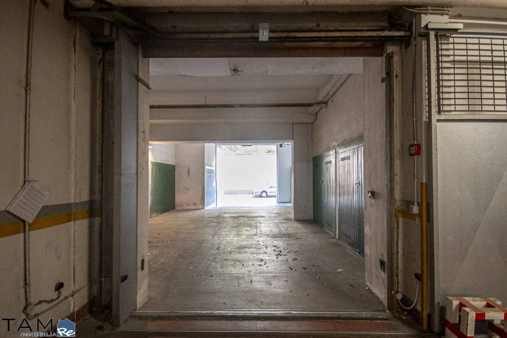 locale di sgombero in vendita a Trieste