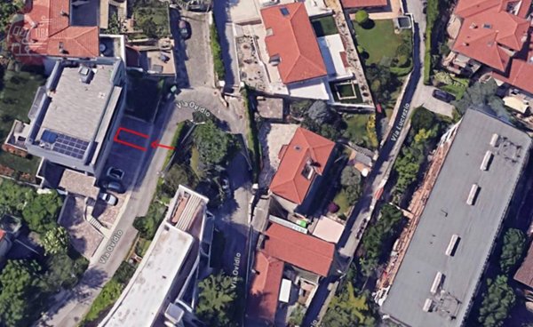 negozio in vendita a Trieste in zona Cologna