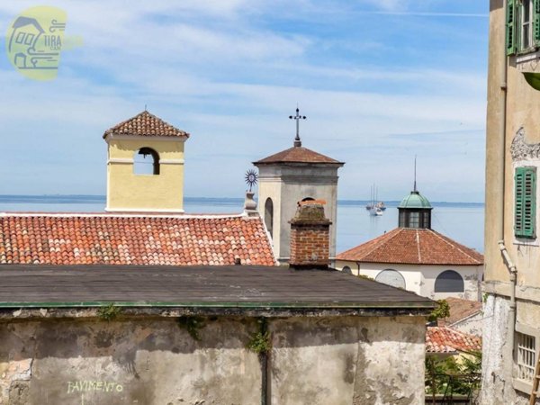 appartamento in vendita a Trieste