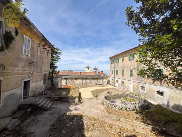 appartamento in vendita a Trieste