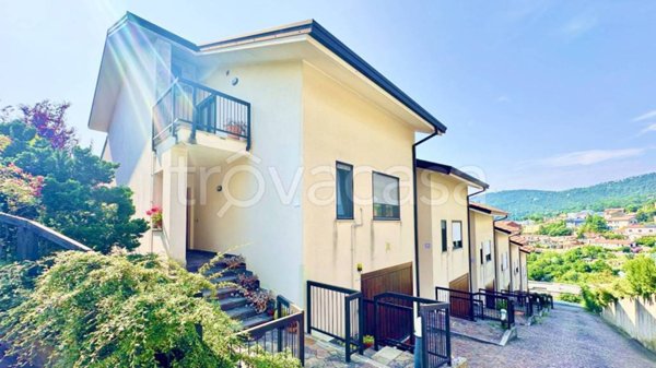 casa indipendente in vendita a Trieste in zona Scorcola