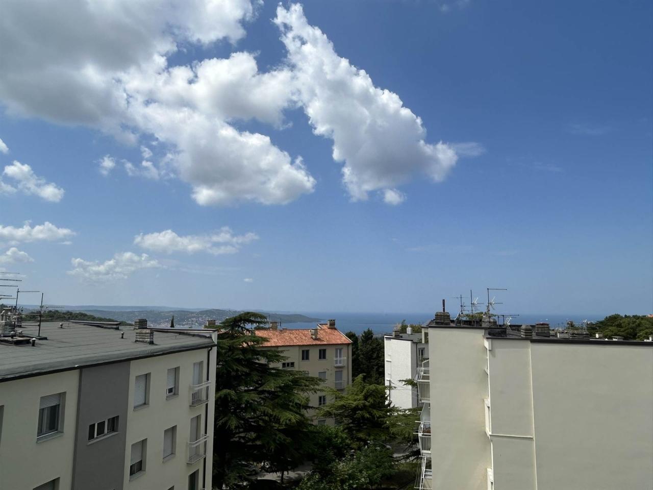 appartamento in vendita a Trieste in zona Chiadino