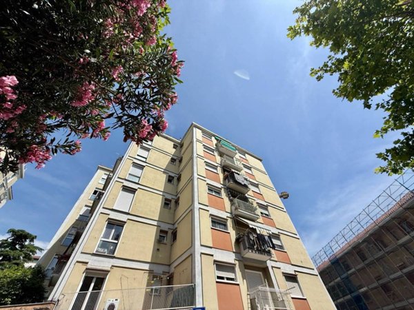 appartamento in vendita a Trieste in zona Campi Elisi