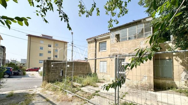 casa indipendente in vendita a Trieste in zona Valmaura