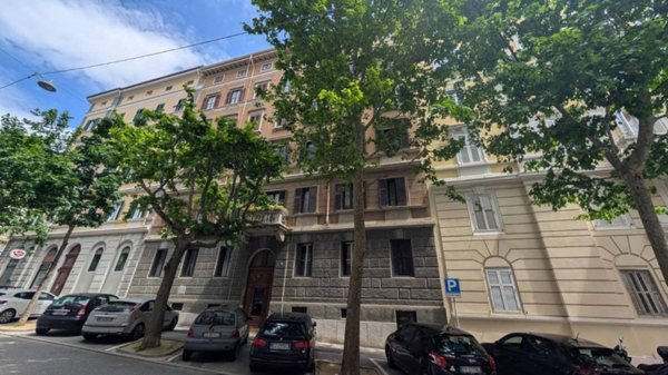 appartamento in vendita a Trieste in zona Guardiella