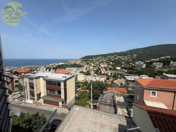 appartamento in vendita a Trieste in zona Cologna