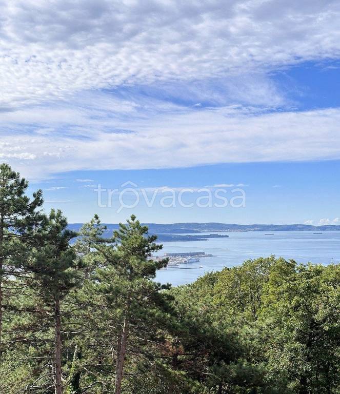 appartamento in vendita a Trieste in zona Barcola