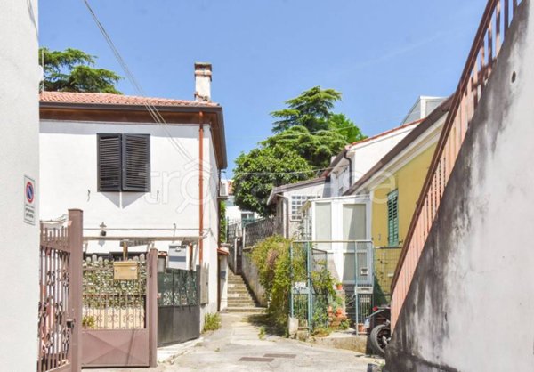 casa indipendente in vendita a Trieste in zona Santa Maria Maddalena Superiore