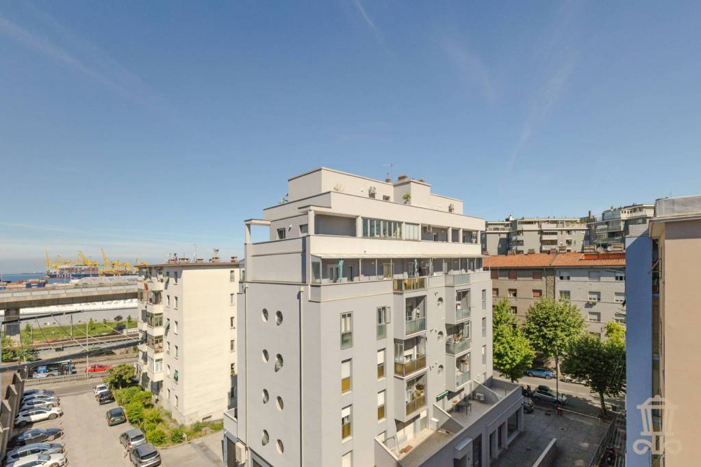 appartamento in vendita a Trieste in zona Valmaura